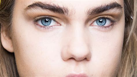 How To Grow Back Bald Spots In Eyebrows Eyebrowshaper