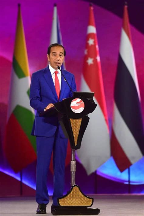 Ktt Ke 43 Asean Resmi Ditutup Presiden Joko Widodo