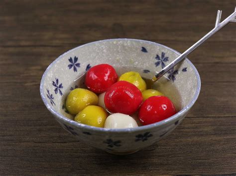 Glutinous Rice Balls With Sweet Red Bean Paste Tang Yuan