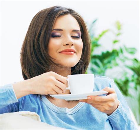 Zbliżenie Portret Pić Kawę Lub Herbacianą Piękną Seksowną Brunetki Dziewczyny Młodej Kobiety Ma