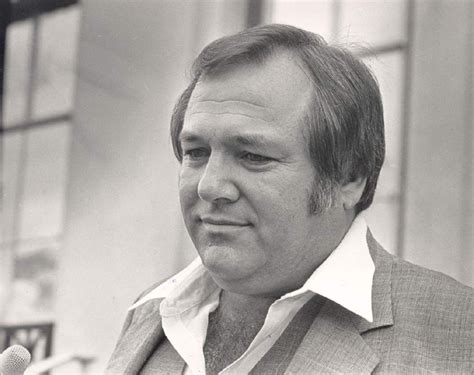 Barry's outing is the film's most. Slain drug smuggler Barry Seal's daughter sues to halt ...