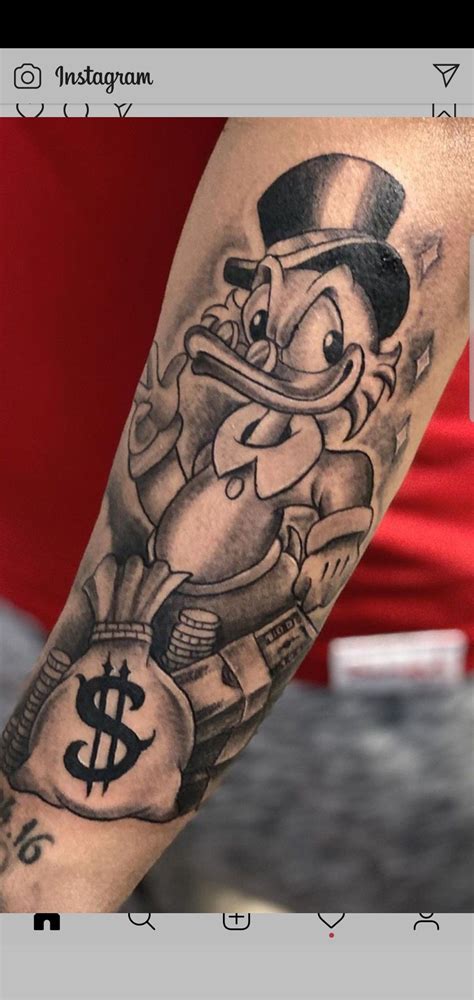 Tatuagem Pato Donald Com Dinheiro