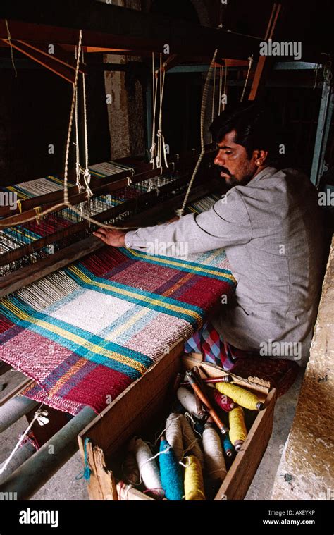 India Rajasthan Crafts Man Weaving Pattu Blanket In The Khadi Bundar Co