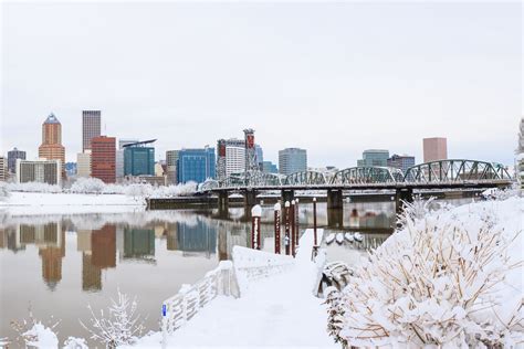 Portland Restaurants And Food Carts Closing For The 2021 Snow Storm