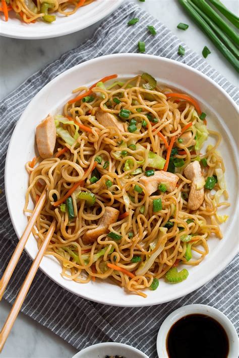 Chicken Chow Mein Recipe Cooking Classy Chow Mein Recipe Recipes Chicken Recipes