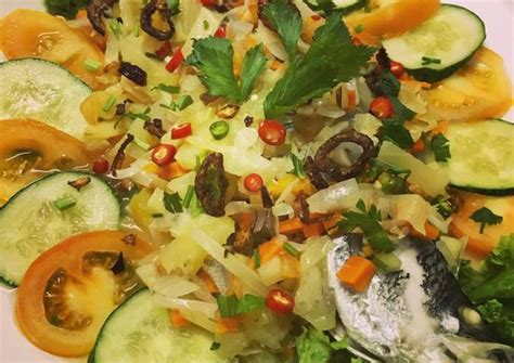 Kita nak share satu resepi sihat kegemaran ramai, sesuai untuk yang tengah diet atau menu yg kalau minyak dah habis kat dapur, iaitu resepi siakap steam ala thai. Resipi Ikan Siakap Stim Limau ala Thai oleh Nur Aqeela ...