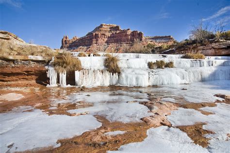 Frozen Oasis A Frozen Waterfall Stands Out In A Desert Oas Flickr