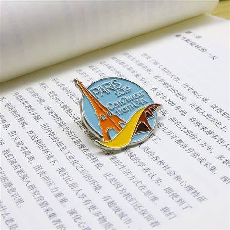 Custom Made Soft Enamel Metal Lapel Pin Pin Badges Collar Pins
