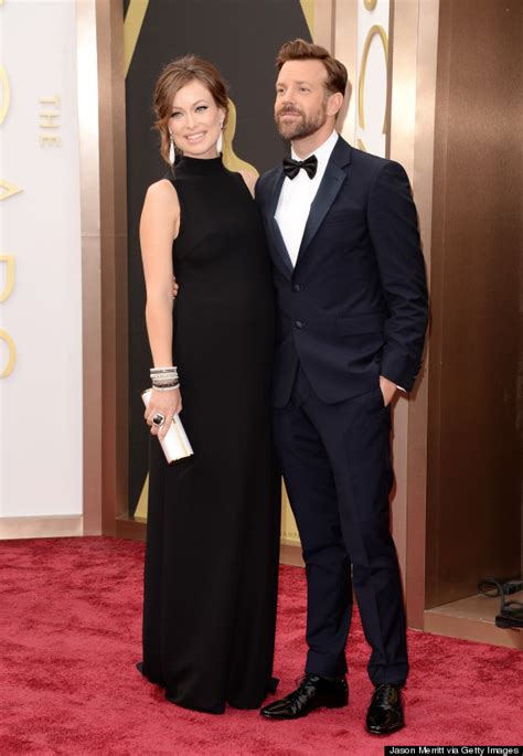 Pregnant Olivia Wilde And Jason Sudeikis Hit The Oscars Red Carpet