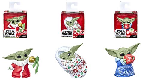 Star Wars The Mandalorian Child Bounty Collection Holiday Baby Yoda Set