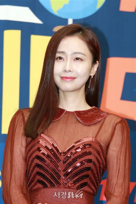 꽃은 춤추고 바람은 노래한다 작가 라넬라,상행 총편수 총 22화 누구나 선망하는 화려한 삶을 살았지만 젋은 나이에 병으로 죽은 에르셀라. 홍수현, '눈부신 아름다움' (서울메이트2)