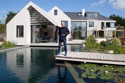Inside The Floating Chichester Grand Designs Home Built On A Swamp Sussexlive