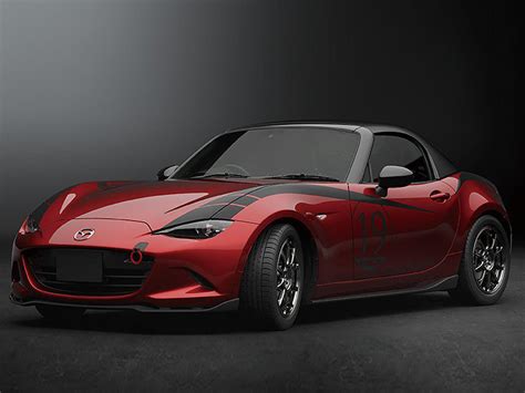 Check Out The Mazda MX-5 Miata's Removable Carbon Fiber ...