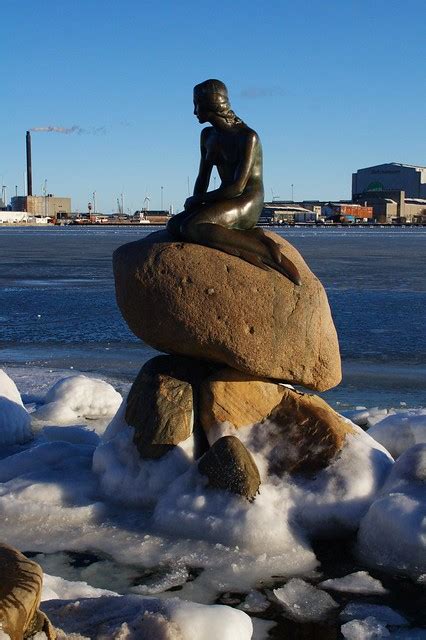 Copenhagen The Little Mermaid Statue Denmark Flickr