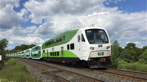 Go Transit And Via Rail Hd 60fps Lakeshore East Line Trains Rodd