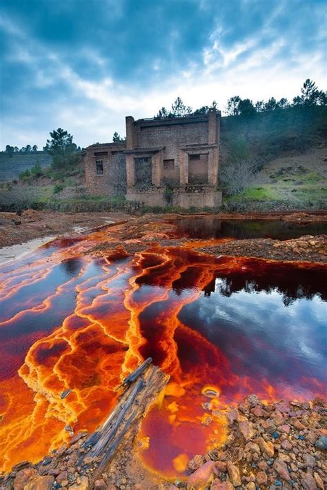 Rio Tinto Czerwona Rzeka W Hiszpanii W Prowincji Huelva Demotywatorypl