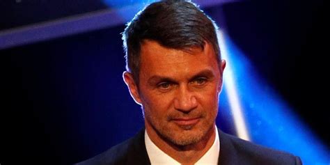 Paolo maldini hayatı ve 25 sezon boyunca kariyerinin tamamında milan forması giyen paolo maldini, 41 yaşında emekli olana. A.C. Milan reveal that Paolo Maldini and his son Daniel ...