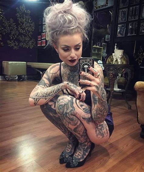 30 Badass Female Tattoo Artists To Follow On Instagram Asap Female Tattoo Artists Ryan Ashley