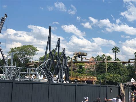 Photos Even More Track Installed For Jurassic Park “velocicoaster” At