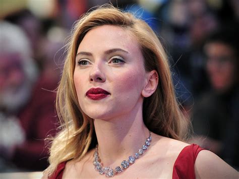 Scarlett Johansson Set To Star In The Psychopath Test Movie The