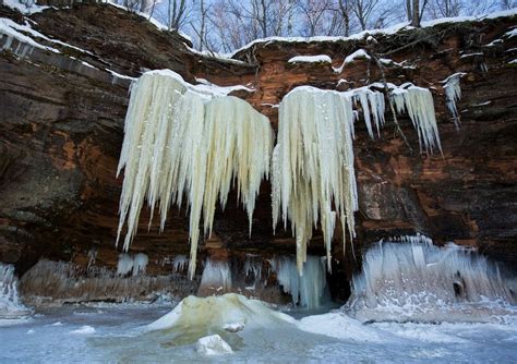 Photos Inside The Majestic Lake Superior Ice Caves Mpr News