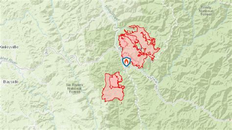 map of the six rivers lightning complex fire inciweb