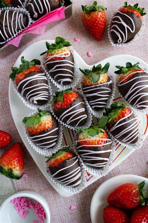 Valentines Day Chocolate Covered Strawberries The Two Bite Club