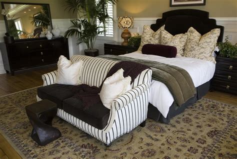 21 Stunning Primary Bedrooms With Couches Or Loveseats