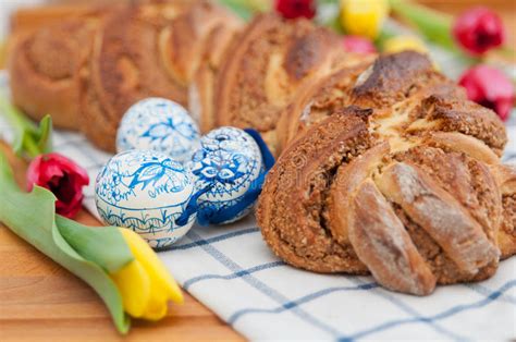 It's a sweet yeast bread made with lots of butter and filled with raisins and candied fruits. Sweet Braided German Easter Bread Stock Photo - Image of natural, festive: 38214214