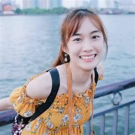 เก๋ไก๋ สไลเดอร์ มีชื่อจริงว่า ณัฐธิชา นามวงษ์. เก๋ไก๋ สไลเดอร์ Channel - YouTube