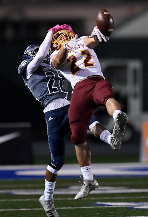 Sierra Canyon Football Edged By Liberty In Cif State Final Daily News