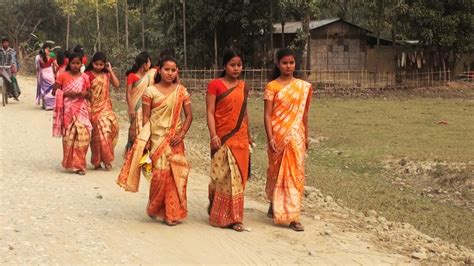 Maharashtra Tribes Warli Worli Madhubani Textile Reviving Prirewe