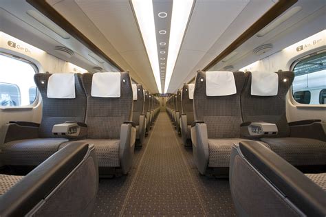 [B!] First Look: Texas High-Speed Train's Interiors
