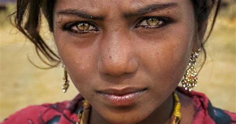 Time zone is indian standard time (ist). Photographer Captures The Unique Beauty Of Local People ...