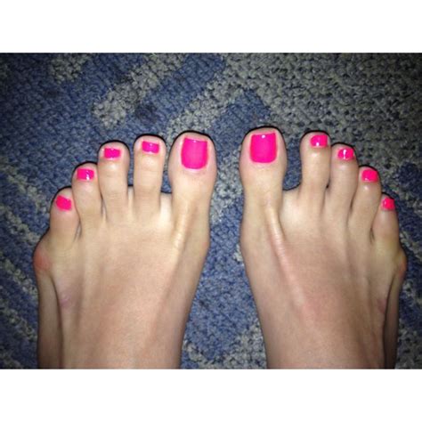 hot pink toes for vegas next weekend i think so hot pink toes pink toes hot pink