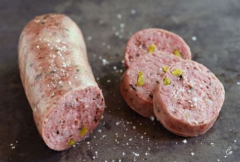 Le saucisson à cuire Recette en 2020 Saucisson a cuire Recette