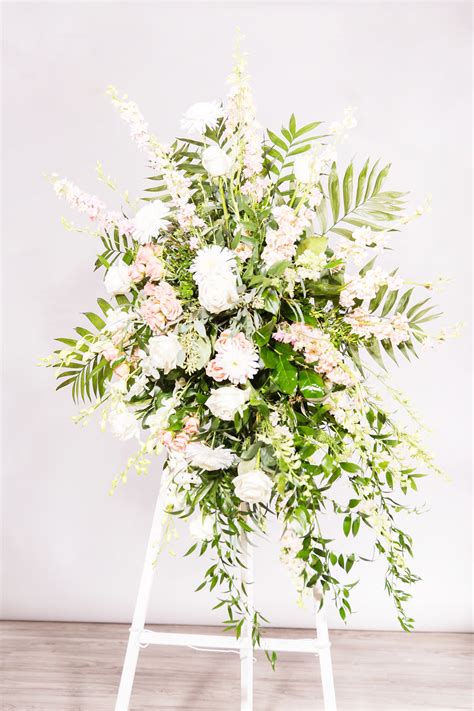 We did not find results for: Celebration Spray in Leesburg, VA | J. Morris Flowers