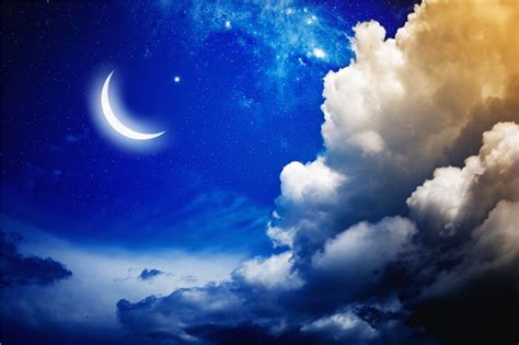 Black and gray laptop computer, night, sky, clouds, moon, rendering. Langit Malam Wallpaper Bulan Bintang - Rahman Gambar