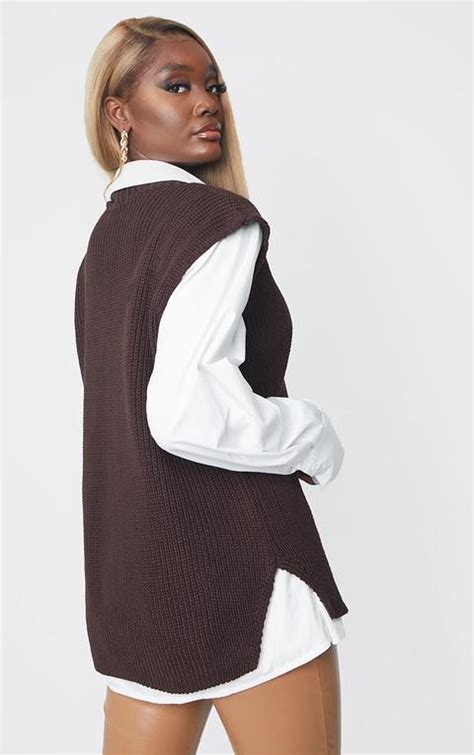 tall chocolate v neck knitted side split vest de prettylittlething en 21 buttons