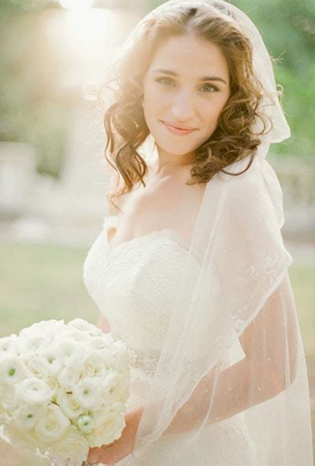 Memorable Wedding Bridal Veil Ideas For Short Hair Styles