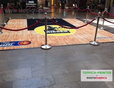 Photorealistischer druck mit fantastischen effekten. MHP Riesen Carpet | Teppich, Getuftet, Ladenbau