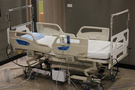 Chulas Smart Hospital Beds To Prevent Falls In Elderly Patients Chulalongkorn University