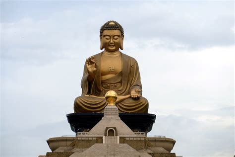 Fotos Gratis Mano Monumento Estatua Dorado Budista Budismo