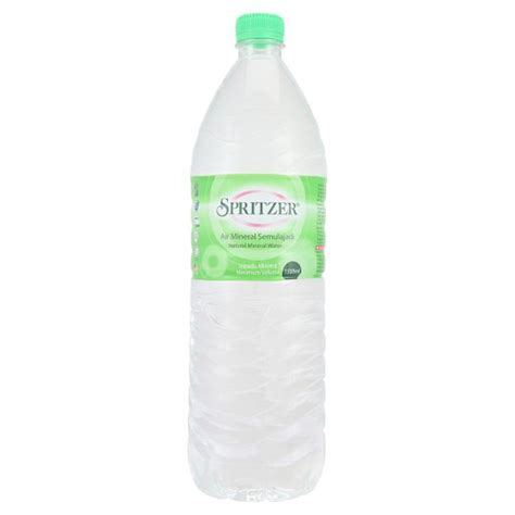 Truly a gift of nature, spritzer natural mineral water is extracted 420ft underground from pure and clean natural water sources, which explains why spritzer is rich in minerals. Spritzer Natural Mineral Water 1500ml - Tesco Groceries