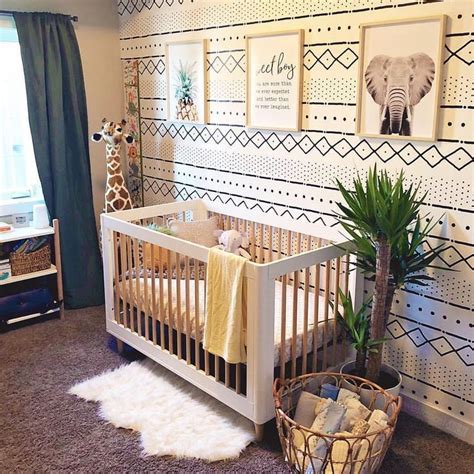 Take your little boy's bedroom to the wild side with a jungle themed bedroom. Pin on home