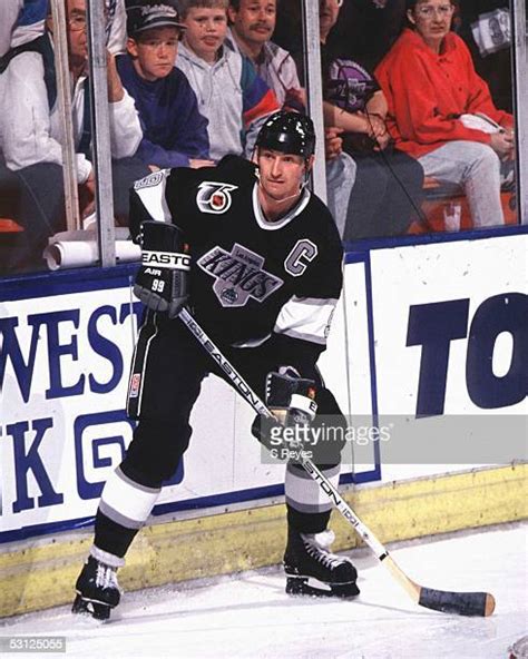 Wayne Gretzky Kings Photos And Premium High Res Pictures Getty Images