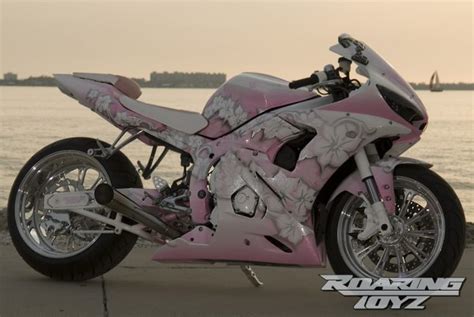 Roaringtoyz Custom Yamaha R6 Pink White0466 Roaring Toyz