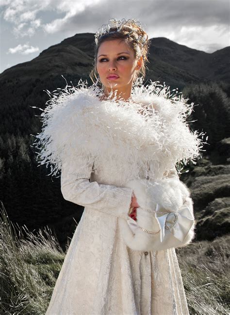 Cropped Feather Stole Wedding Dress Cover Up