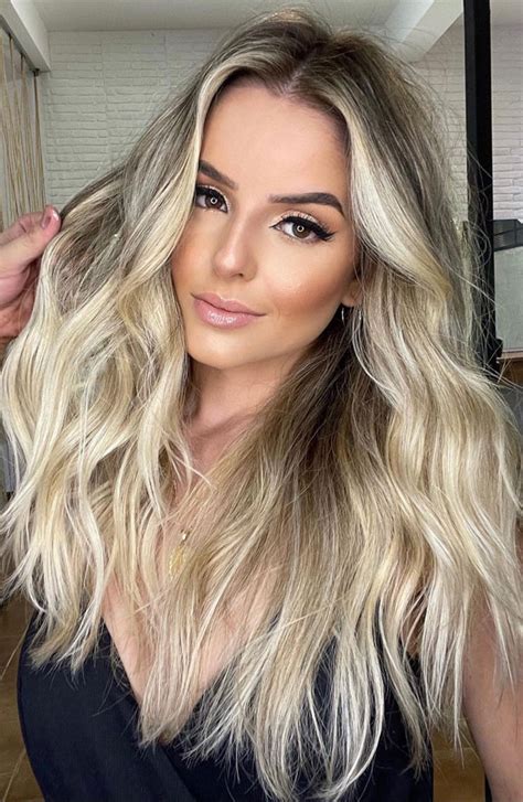 Hairstyle Trends Summer 2021 Wavy Haircut