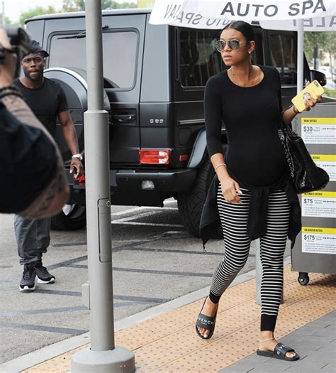 Kevin Hart And His Pregnant Wife Eniko Sandra Rose